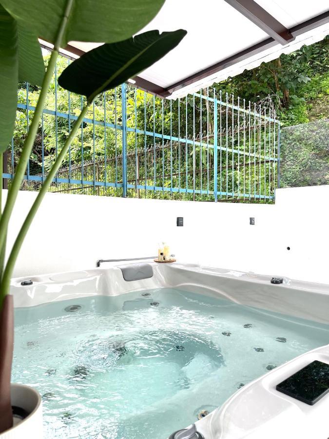 Qv Residence Langkawi - Jacuzzi, Bbq, & Steamboat Kuah Bagian luar foto